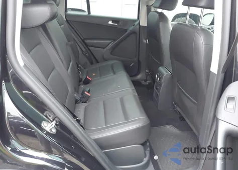 2016 Volkswagen Tiguan S/Se/Sel/R-Line z USA, uszkodzony, nr VIN WVGAV7AX6GW501178